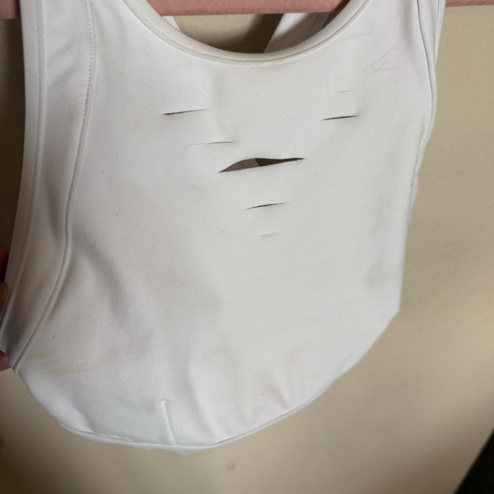 ALO Yoga Ripped Warrior White Sports Bra - S - Picture 5 of 7